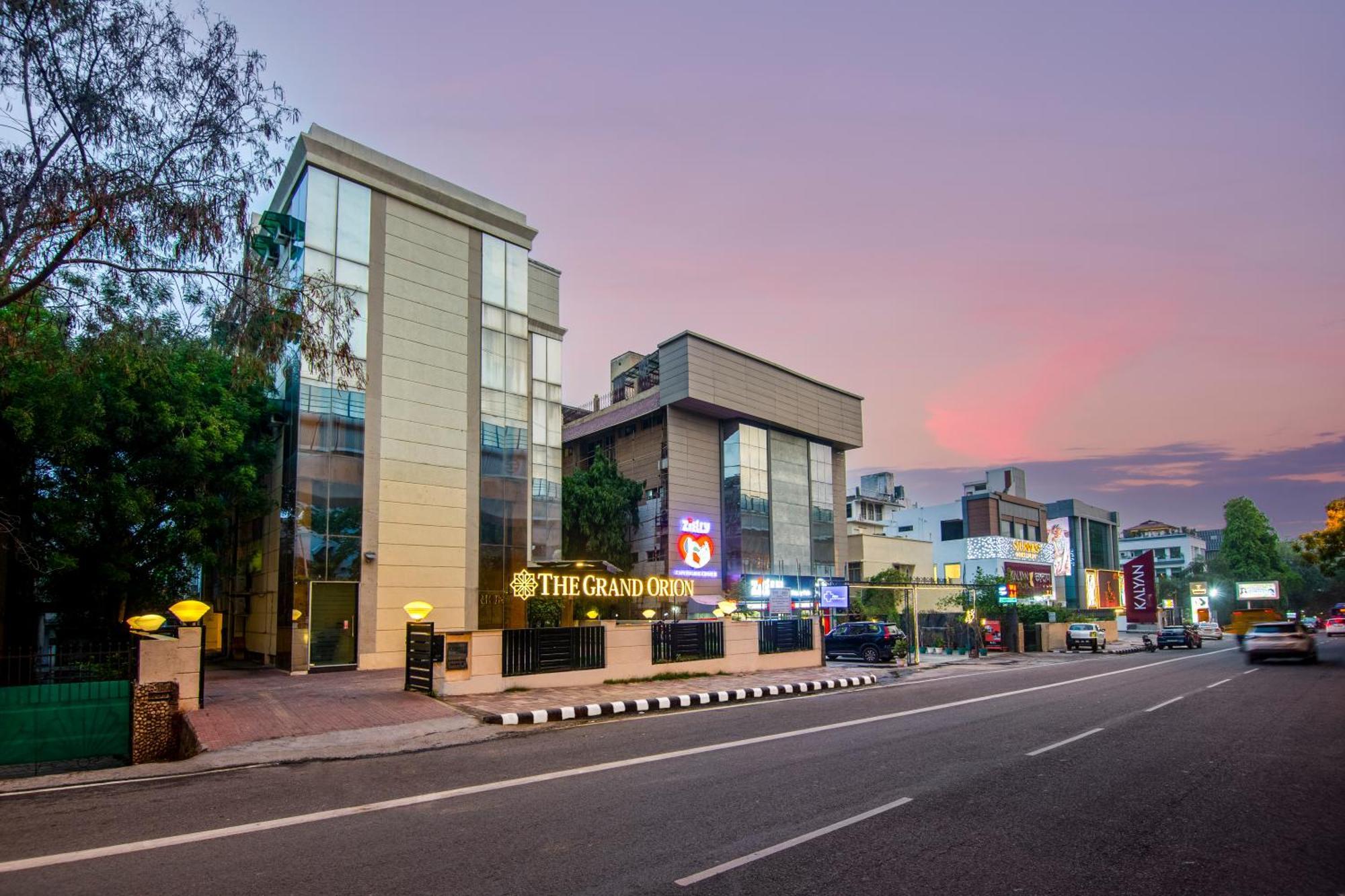 The Grand Orion - Kailash Colony New Delhi Exterior foto