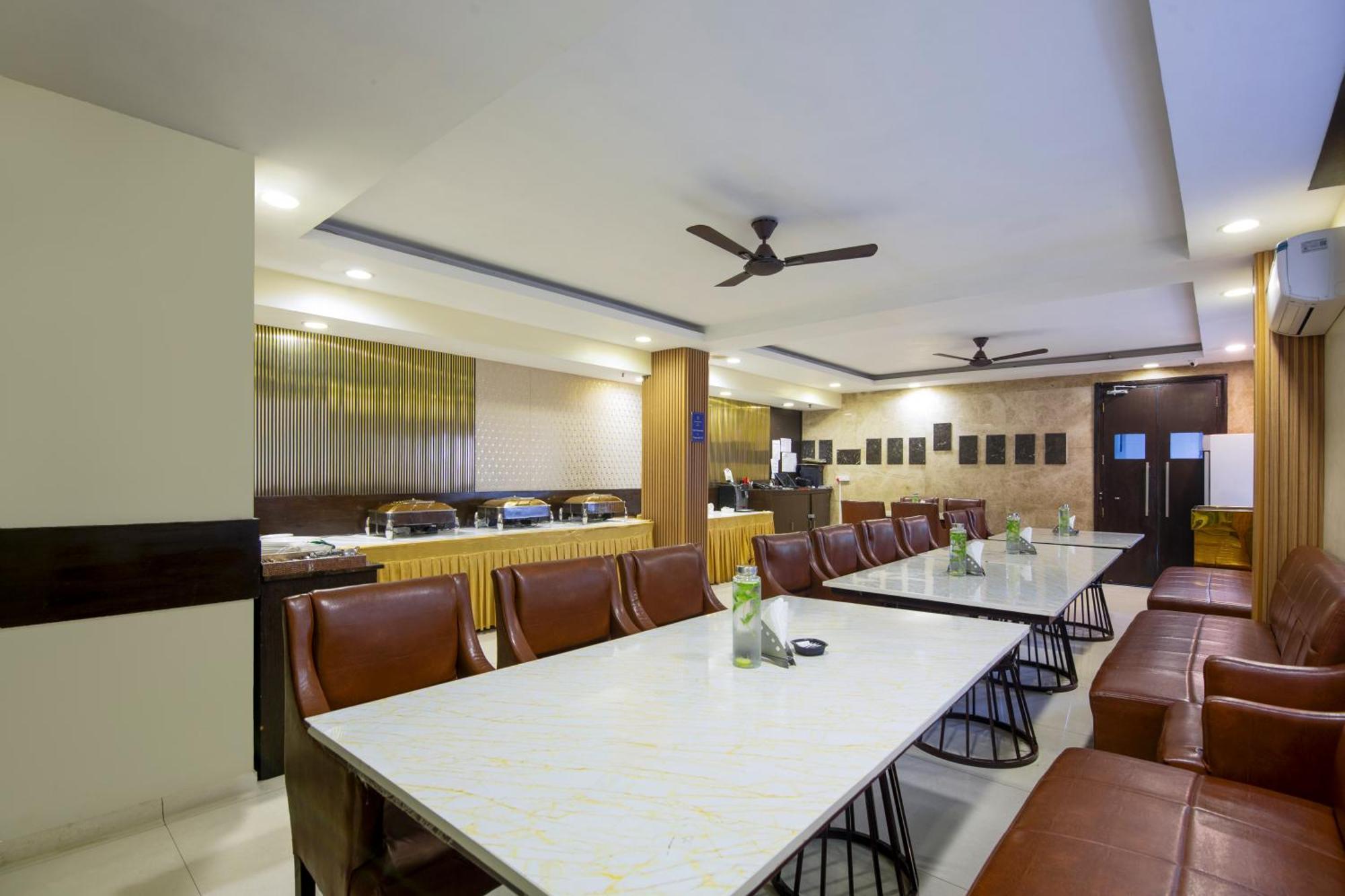 The Grand Orion - Kailash Colony New Delhi Exterior foto